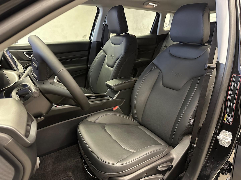 Foto do veículo JEEP COMPASS  LONGITUDE T270 TURBO FLEX AUT. 2025 70 KM 182.900,00