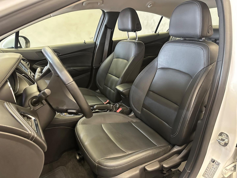 Foto do veículo CHEVROLET CRUZE CHEV  LT NB AT 2019 29.054 KM 94.900,00