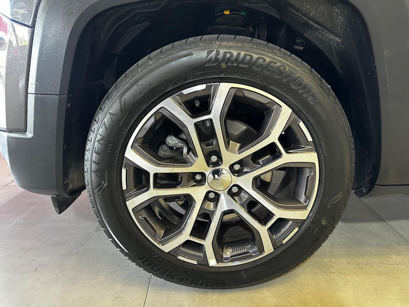 Foto do veículo JEEP RENEGADE  LONGITUDE T270 1.3 TB 4X2 FLEX AUT 2024 22.458 KM 119.900,00