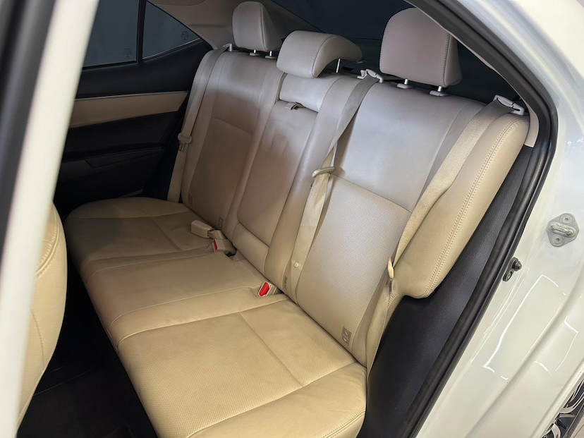 Foto do veículo TOYOTA COROLLA  2.0 ALTIS 16V FLEX 4P AUTOMATICO 2016 144.120 KM 91.900,00
