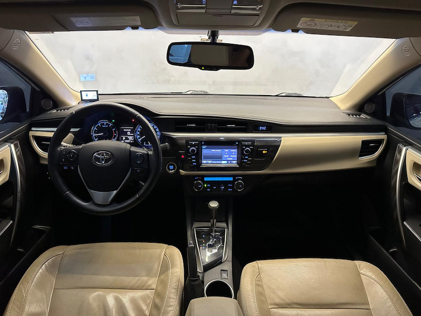 Foto do veículo TOYOTA COROLLA  2.0 ALTIS 16V FLEX 4P AUTOMATICO 2016 144.120 KM 91.900,00