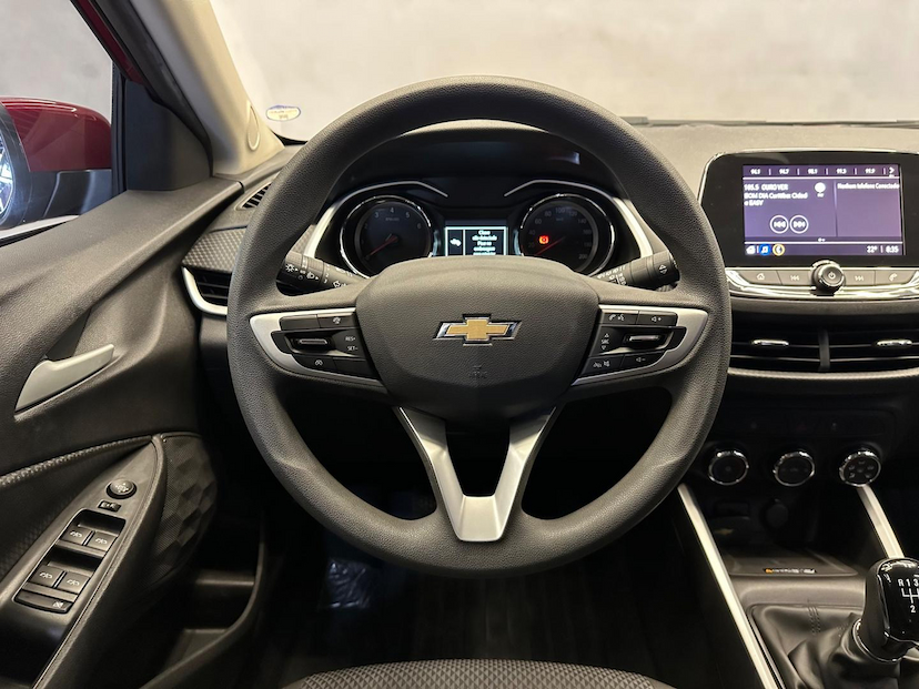 Foto do veículo CHEVROLET ONIX  10MT LT2 2020 21.479 KM 68.900,00