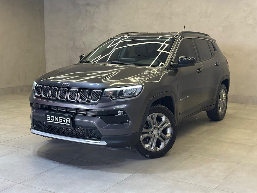 Foto do veículo JEEP COMPASS  LONG TF 2023 12.043 KM 142.900,00