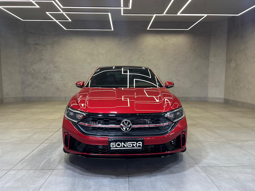 Foto do veículo VOLKSWAGEN JETTA  GLI 350 TSI 2.0 16V 4P AUT 2023 12.445 KM 212.900,00