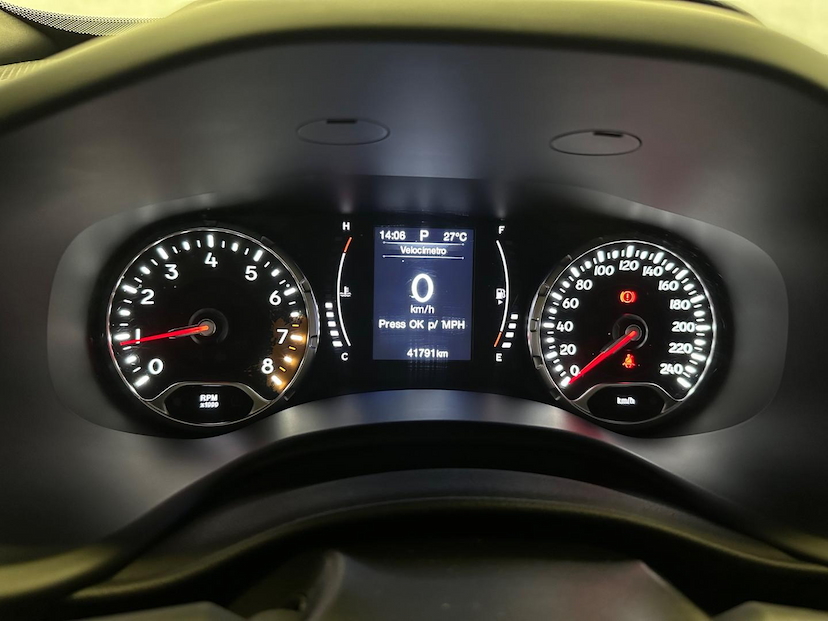 Foto do veículo JEEP RENEGADE  LONGITUDE AT 2021 41.780 KM 89.900,00