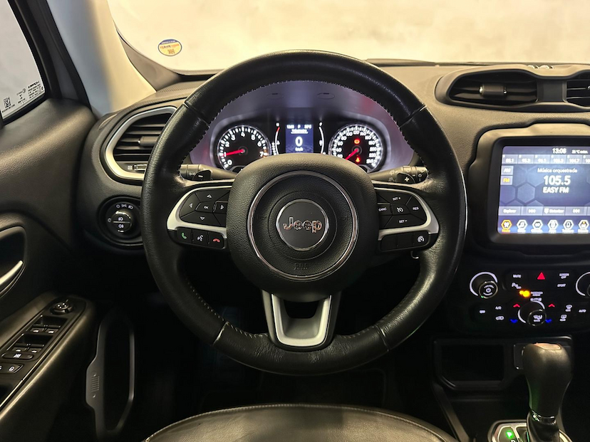 Foto do veículo JEEP RENEGADE  LONGITUDE 1.8 FLEX AUTOMATICO 2021 46.355 KM 89.900,00