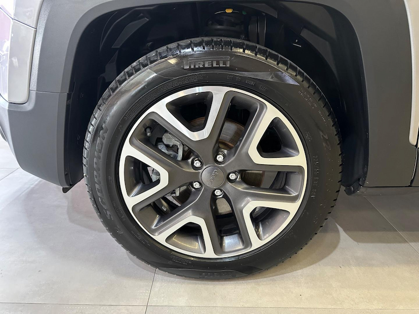 Foto do veículo JEEP RENEGADE  LONGITUDE 1.8 FLEX AUTOMATICO 2021 46.355 KM 89.900,00