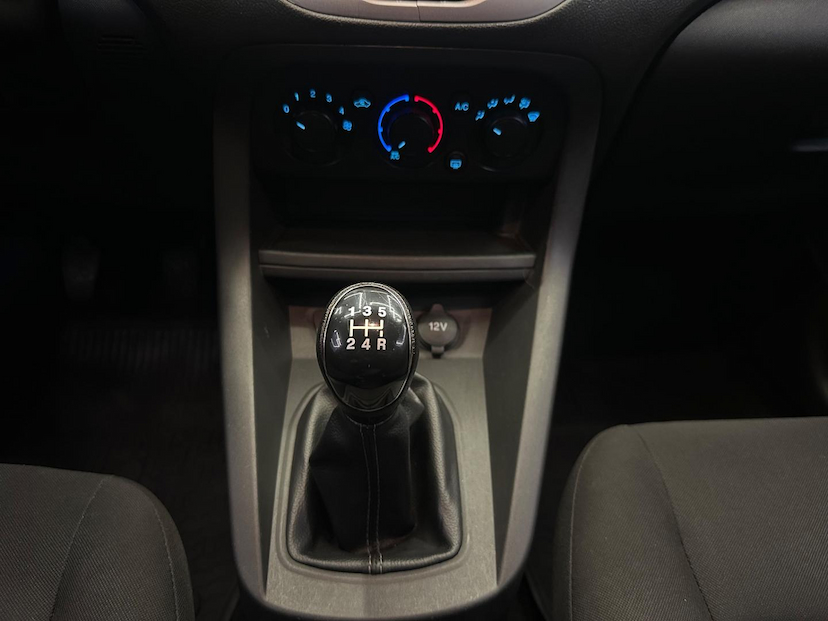 Foto do veículo FORD KA  SE 1.0 SD C 2021 56.500 KM 56.900,00