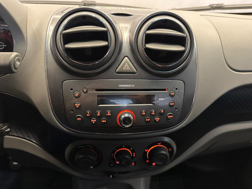 Foto do veículo FIAT PALIO  SPORTING 1.6 16V 2014 89.545 KM 44.900,00