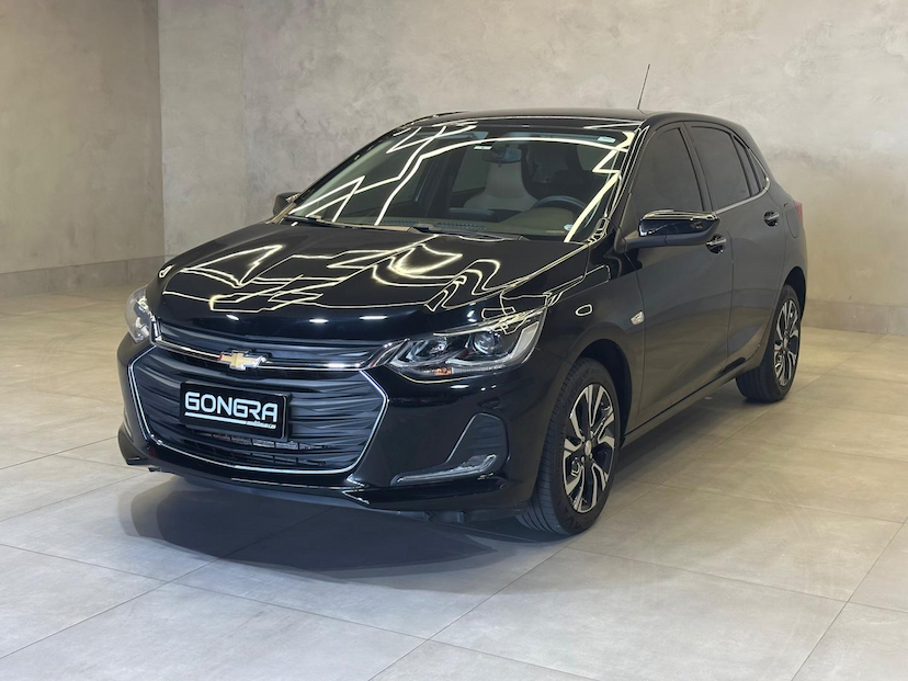 Foto do veículo CHEVROLET ONIX  HATCH PREM. 1.0 12V TB FLEX 5P AUT. 2023 34.500 KM 92.900,00