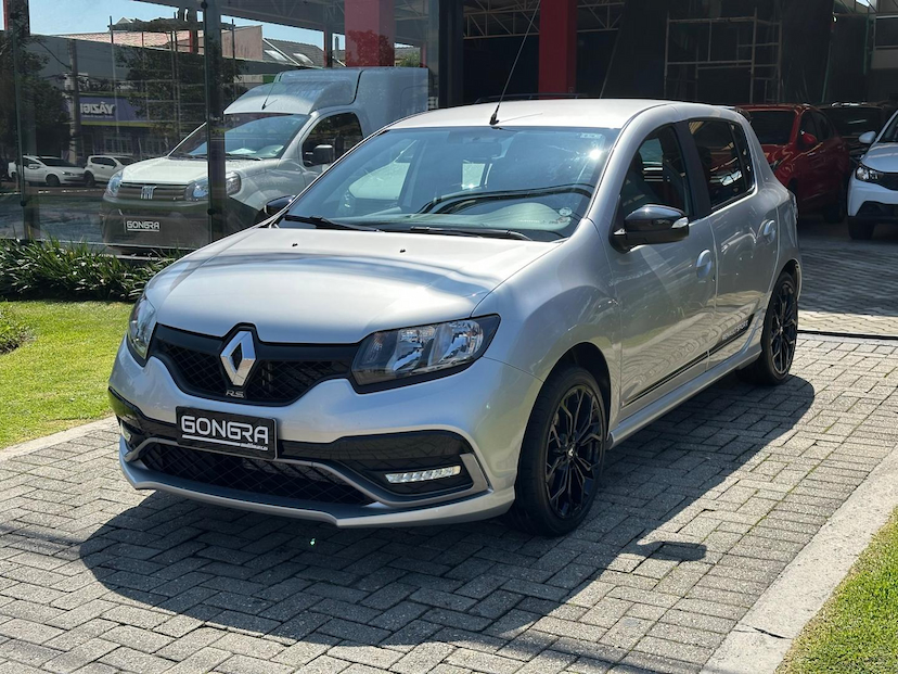 Foto do veículo RENAULT SANDERO  RS20MT 2021 48.560 KM 78.900,00