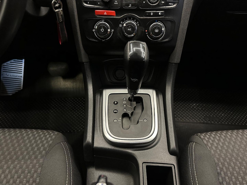 Foto do veículo CITROËN C4 LOUNGE  1.6 THP ORIGINE 2017 79.100 KM 59.900,00