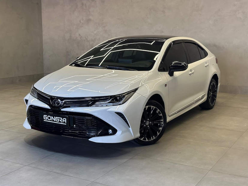 Foto do veículo TOYOTA COROLLA  GRS 2023 5.700 KM 152.900,00