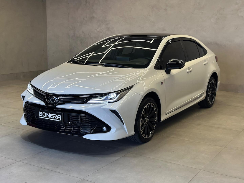Foto do veículo TOYOTA COROLLA  GRS 2023 5.700 KM 152.900,00