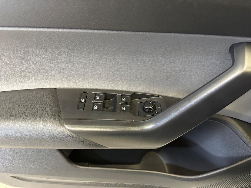 Foto do veículo VOLKSWAGEN POLO  HIGHLINE 200 TSI 2019 84.502 KM 79.900,00