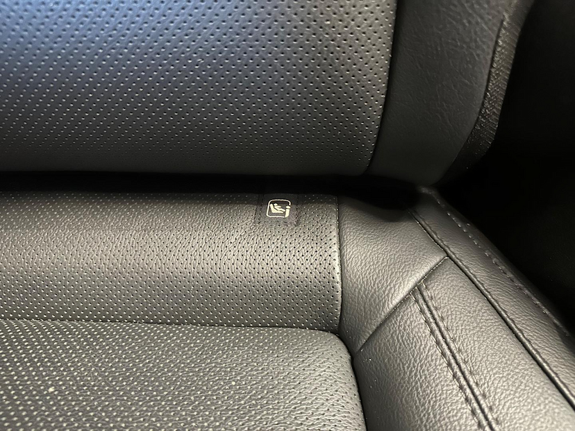 Foto do veículo JEEP COMPASS  LONG TF 2022 38.277 KM 132.900,00