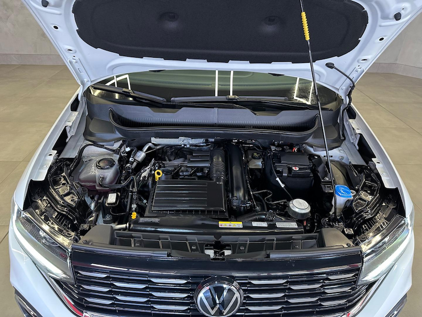 Foto do veículo VOLKSWAGEN T-CROSS T CROSS HIGHLINE 250 TSI AUT 2024 9.600 KM 149.900,00