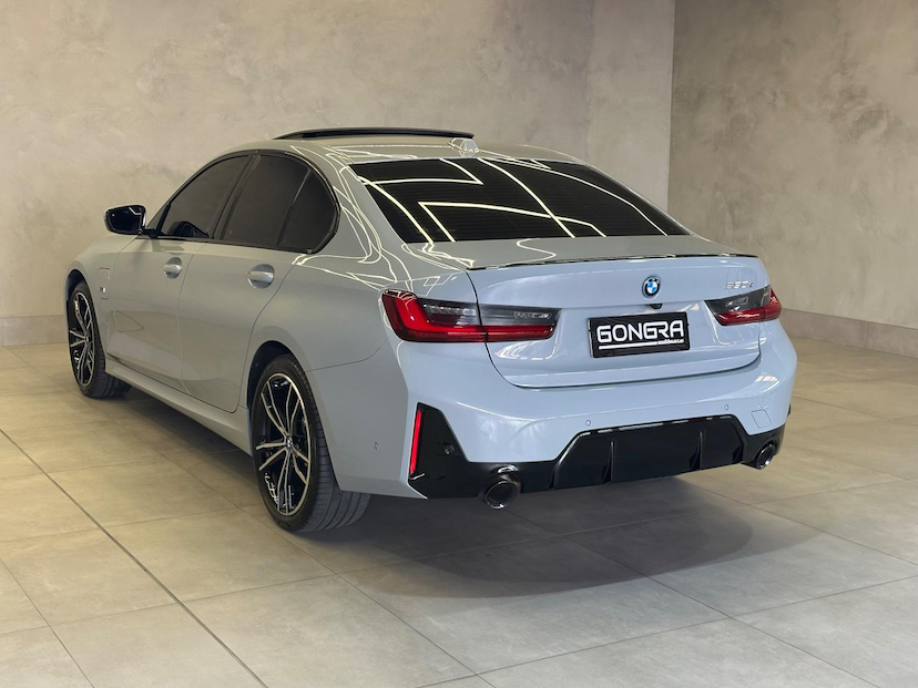 Foto do veículo BMW 330I 330E M SPORT 2.0 TURBO AUT. (HÍBRIDO) 2024 27.459 KM 342.900,00