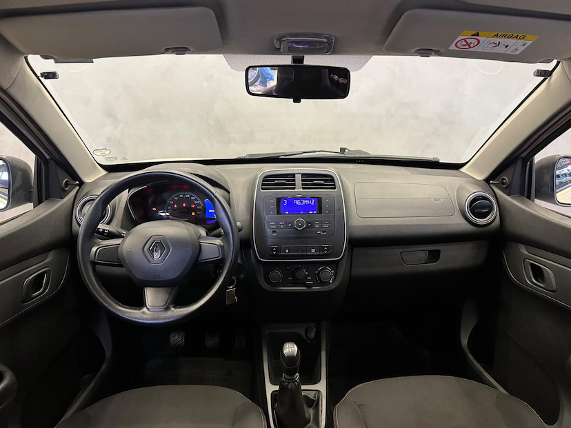 Foto do veículo RENAULT KWID  ZEN 1.0 2018 79.002 KM 40.900,00