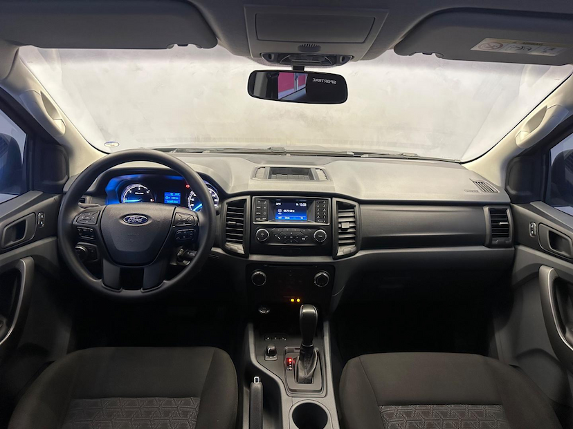 Foto do veículo FORD RANGER  2.2 XLS 4X4 CD 16V 2018 56.000 KM 132.900,00