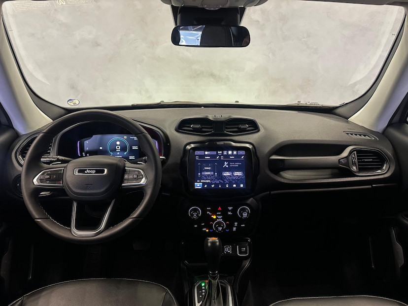 Foto do veículo JEEP RENEGADE  LONGITUDE T270 1.3 TB 4X2 FLEX AUT 2022 29.636 KM 107.900,00