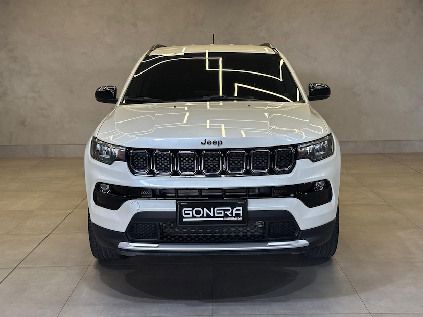Foto do veículo JEEP COMPASS  LONG TF 2023 8.965 KM 145.900,00