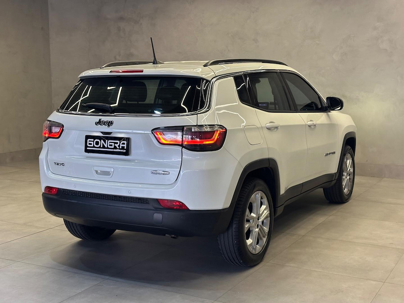 Foto do veículo JEEP COMPASS  LONG TF 2022 40.855 KM 132.900,00