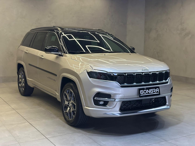 Foto do veículo JEEP COMMANDER  OVERLAND T270 1.3 TB FLEX AUT 2023 2.713 KM 209.900,00