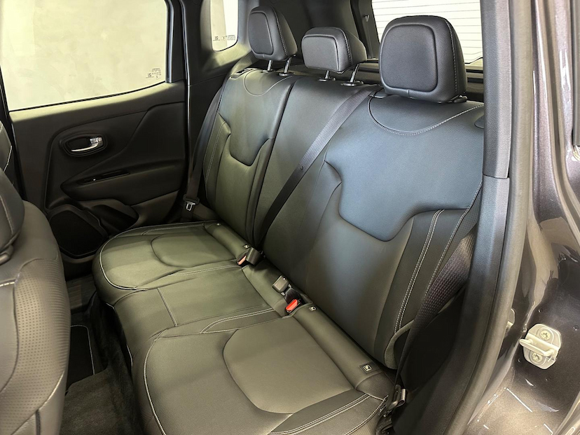 Foto do veículo JEEP RENEGADE  SPORT T270 1.3 TB 4X2 FLEX AUT. 2024 50 KM 119.900,00