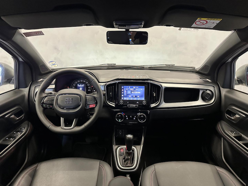 Foto do veículo FIAT STRADA  ULTRA T200AT 2024 13.813 KM 128.900,00