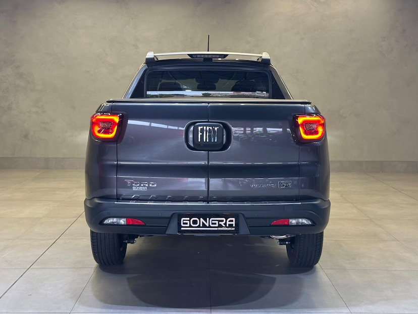 Foto do veículo FIAT TORO TORO VOLCANO 1.3 T270 2023 9.155 KM 149.900,00