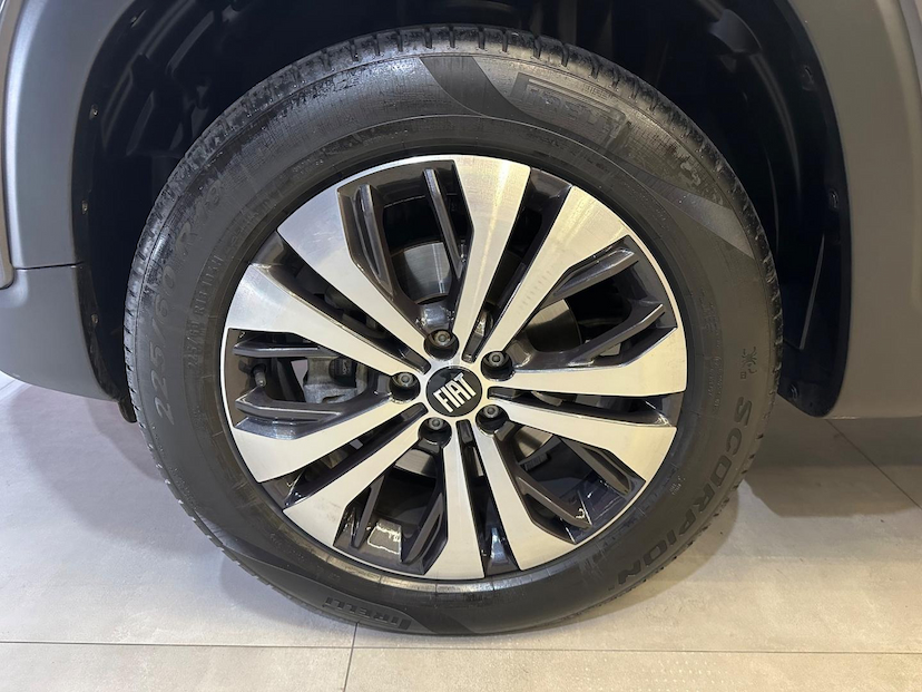 Foto do veículo FIAT TORO TORO VOLCANO 1.3 T270 2023 9.155 KM 149.900,00
