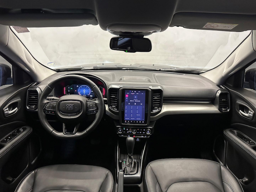 Foto do veículo FIAT TORO TORO VOLCANO 1.3 T270 2023 9.155 KM 149.900,00