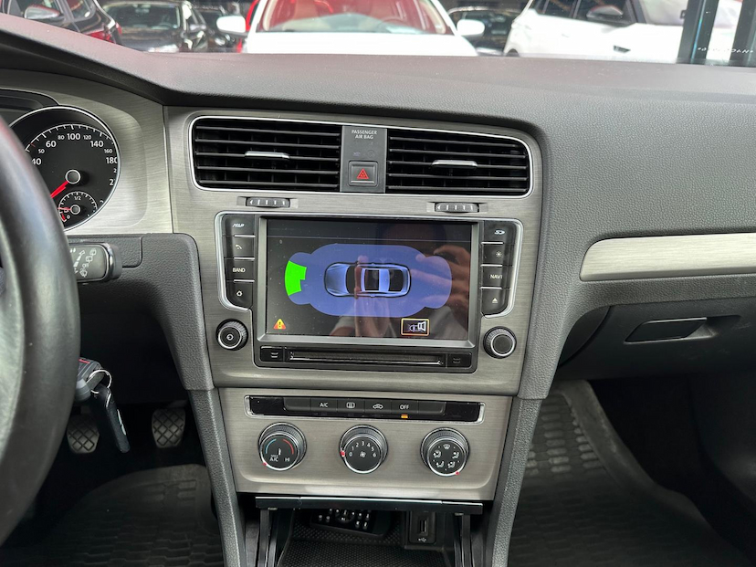 Foto do veículo VOLKSWAGEN GOLF  1.0 TSI COMFORTLINE 12V TOTAL FLEX 4P MANUAL 2017 100.375 KM 79.900,00