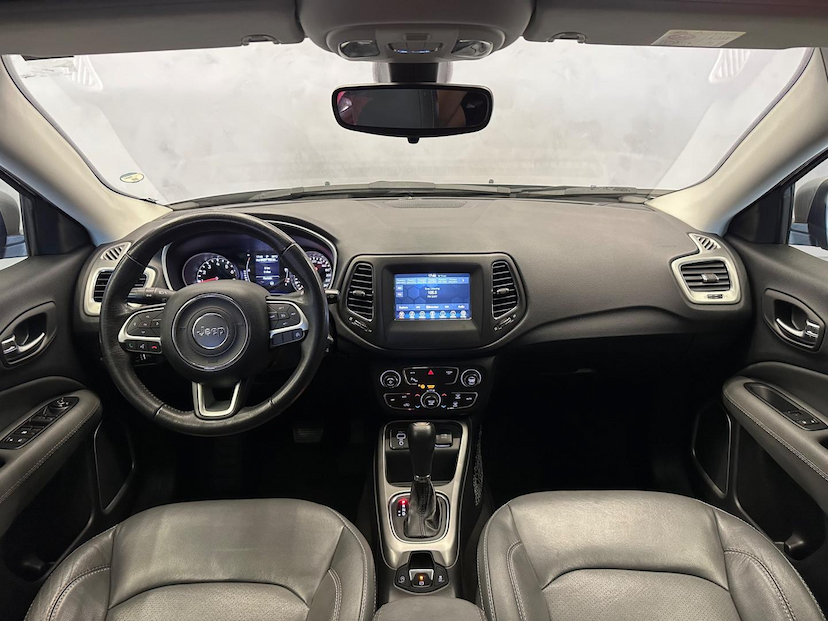 Foto do veículo JEEP COMPASS  2.0 16V FLEX SPORT AUTOMATICO 2019 50.700 KM 92.900,00