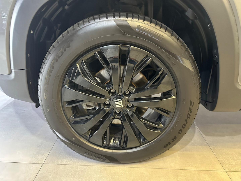 Foto do veículo FIAT TORO  VOLCANO 1.3 T270 4X2 FLEX AUT. 2023 31.189 KM 139.900,00