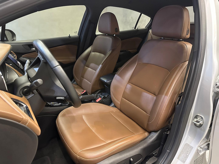 Foto do veículo CHEVROLET CRUZE  PRE2 NB AT 2022 55.536 KM 115.900,00