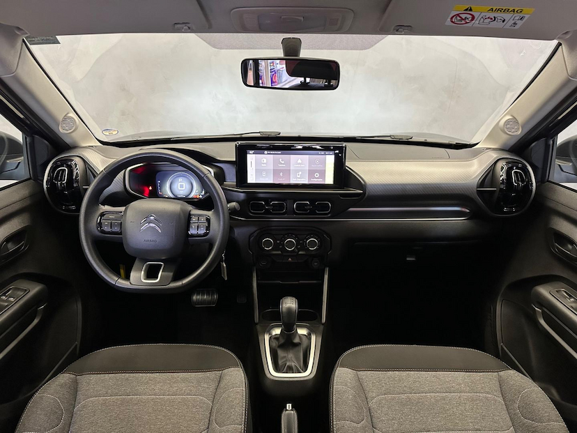 Foto do veículo CITROËN AIRCROSS C3  FEEL 2024 14.678 KM 96.900,00