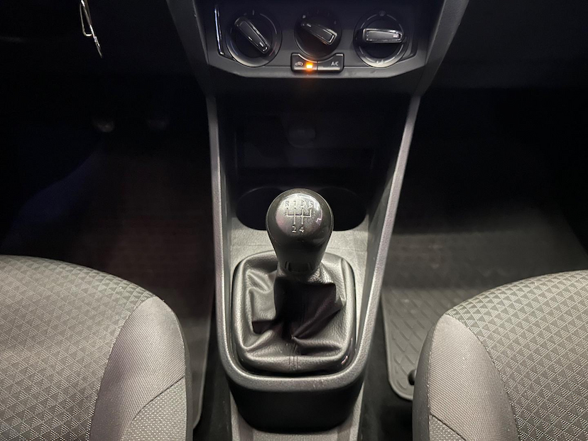 Foto do veículo VOLKSWAGEN VOYAGE NOVO  1.6 2020 93.905 KM 57.900,00
