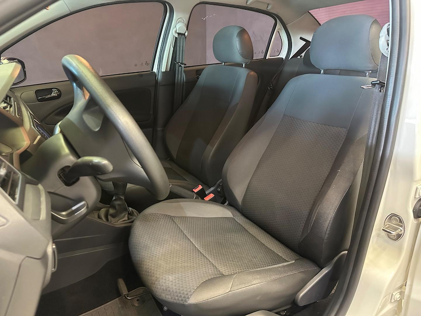 Foto do veículo VOLKSWAGEN VOYAGE NOVO  1.6 2020 93.905 KM 57.900,00