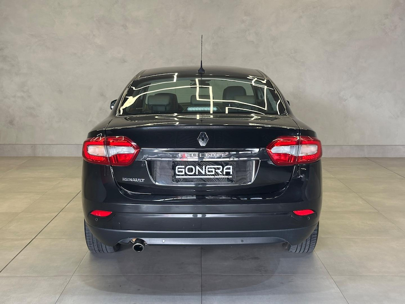 Foto do veículo RENAULT FLUENCE  PREVILEGE 2.0 AUT 2015 79.900 KM 68.900,00