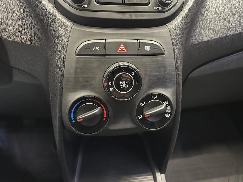 Foto do veículo HYUNDAI HB20  1.0M UNIQUE 2019 89.300 KM 55.900,00