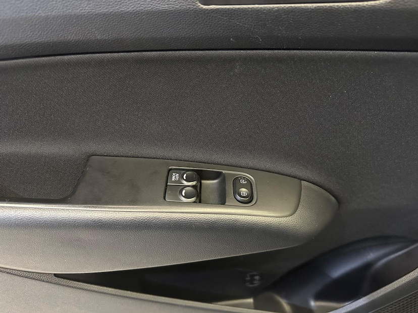 Foto do veículo HYUNDAI HB20  1.0M UNIQUE 2019 89.300 KM 55.900,00