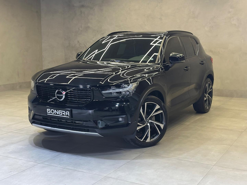 Foto do veículo VOLVO XC40 XC 40 T-5 HÍBRIDO R-DESIGN 1.5 262CV FWD 2021 28.838 KM 219.900,00