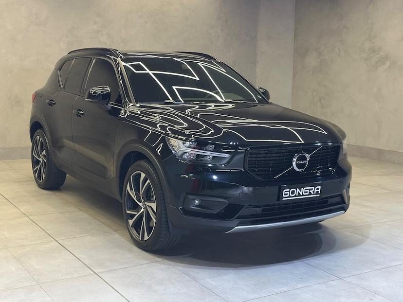 Foto do veículo VOLVO XC40 XC 40 T-5 HÍBRIDO R-DESIGN 1.5 262CV FWD 2021 28.838 KM 219.900,00