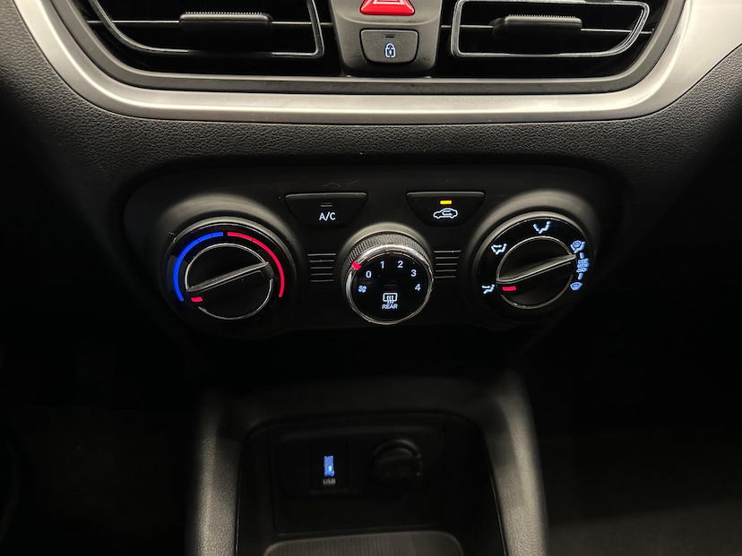 Foto do veículo HYUNDAI HB20  1.0 MT SENSE 2020 43.306 KM 58.900,00