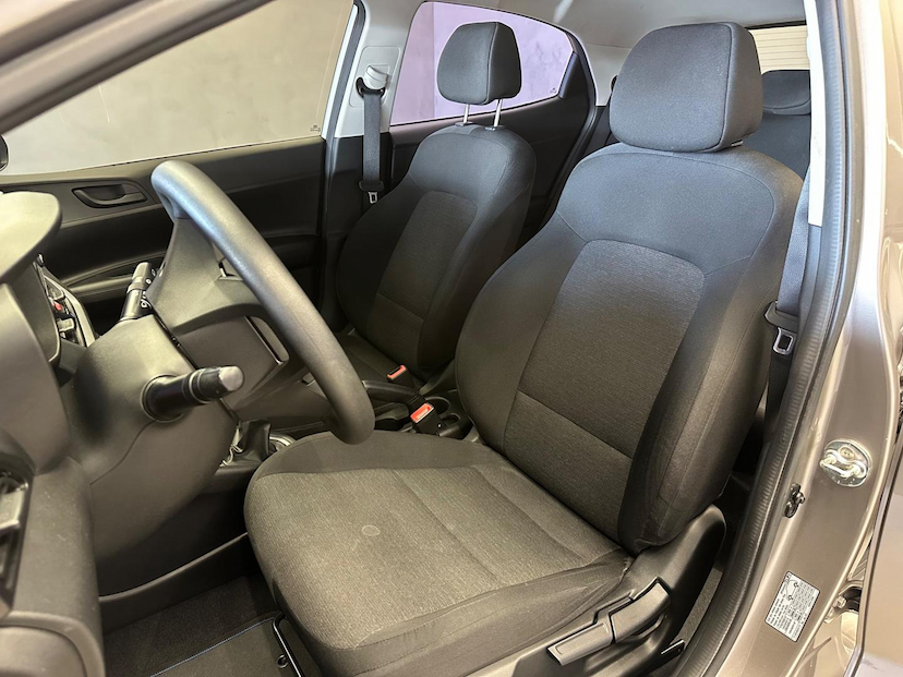 Foto do veículo HYUNDAI HB20  1.0 MT SENSE 2020 43.306 KM 58.900,00