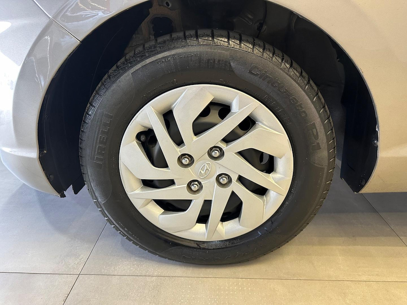 Foto do veículo HYUNDAI HB20  1.0 MT SENSE 2020 43.306 KM 58.900,00