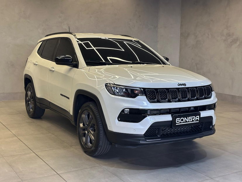 Foto do veículo JEEP COMPASS  LONG TF 2024 17.415 KM 162.900,00