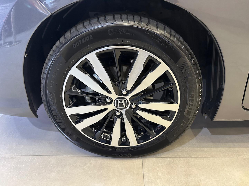 Foto do veículo HONDA FIT  EXL- AT 1.5 16V 4P 2019 16.300 KM 94.900,00